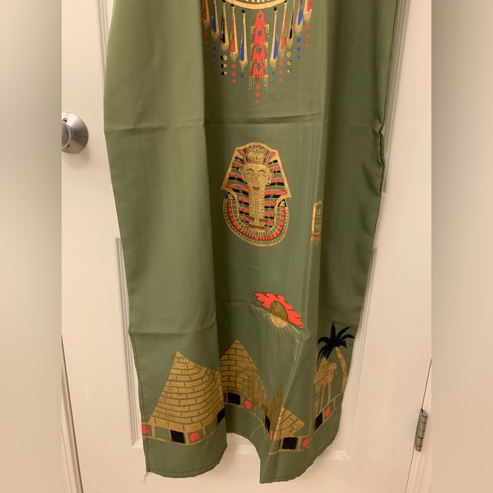 Green Egyptian Traditional Dress - Picture 6 of 16